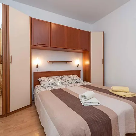 In - Insel 41281 Apartment Vir