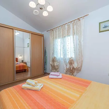 In - Insel 41281 Apartment Vir